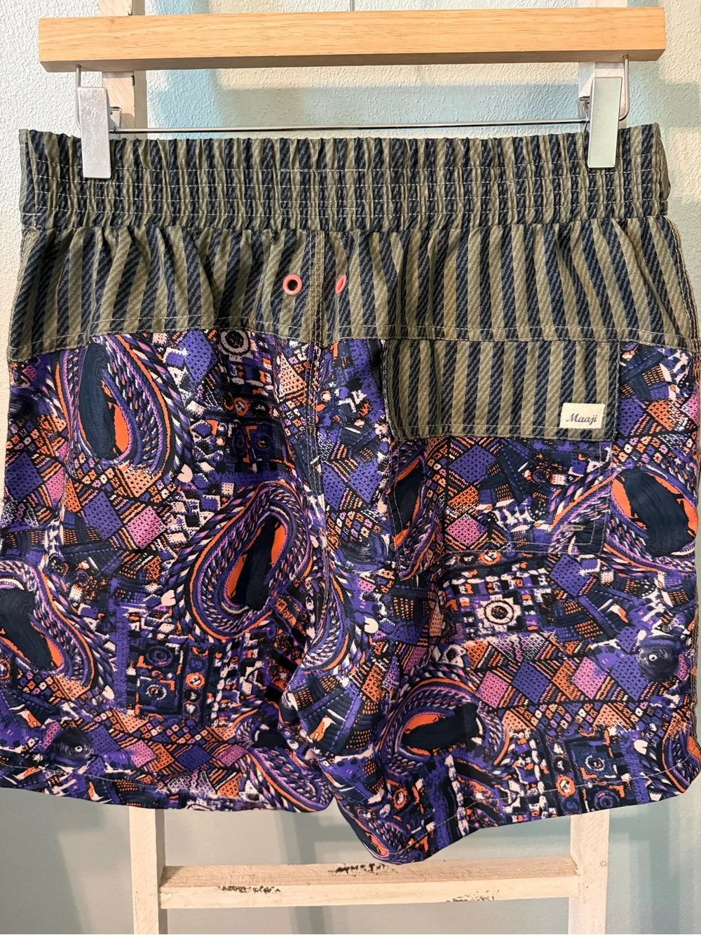 NWT Maaji Men's Purple Green Geometric Patterned Swim Shorts Size M Unlined